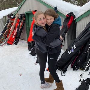 Meet your Posher, Hannah